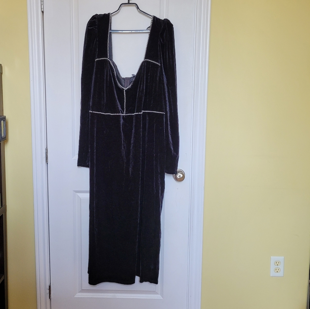 Eloquii dress black velvet evening formal faux pearl and beads maxi plus size 28